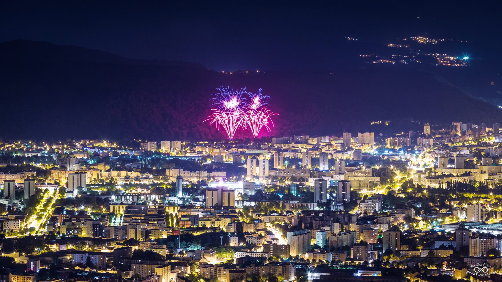 Coucher de soleil et soirée feux d’artifices 13/07/17 Grenoble Jonathan Chanal
